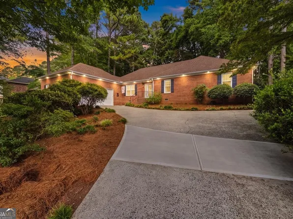 2032 Signal Ridge Chase NW, Kennesaw, GA 30152