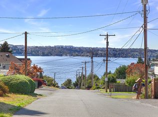 1207 N 34th St, Renton, WA 98056