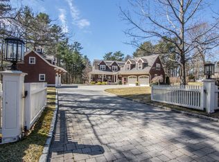 38 Bow St, Duxbury, MA 02332