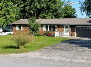 5545 Wendzel Dr, Coloma, MI 49038