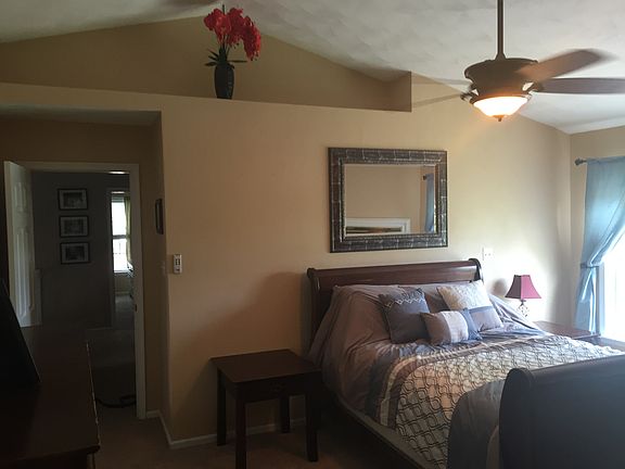 3rd image of 3001 Persimmon Ct