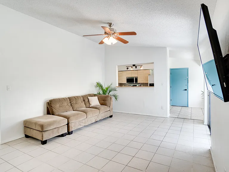 8724 Tall Pine Ln — Photo 18