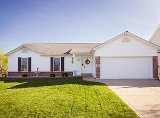 108 Fleur De Lis Dr, Wentzville, MO