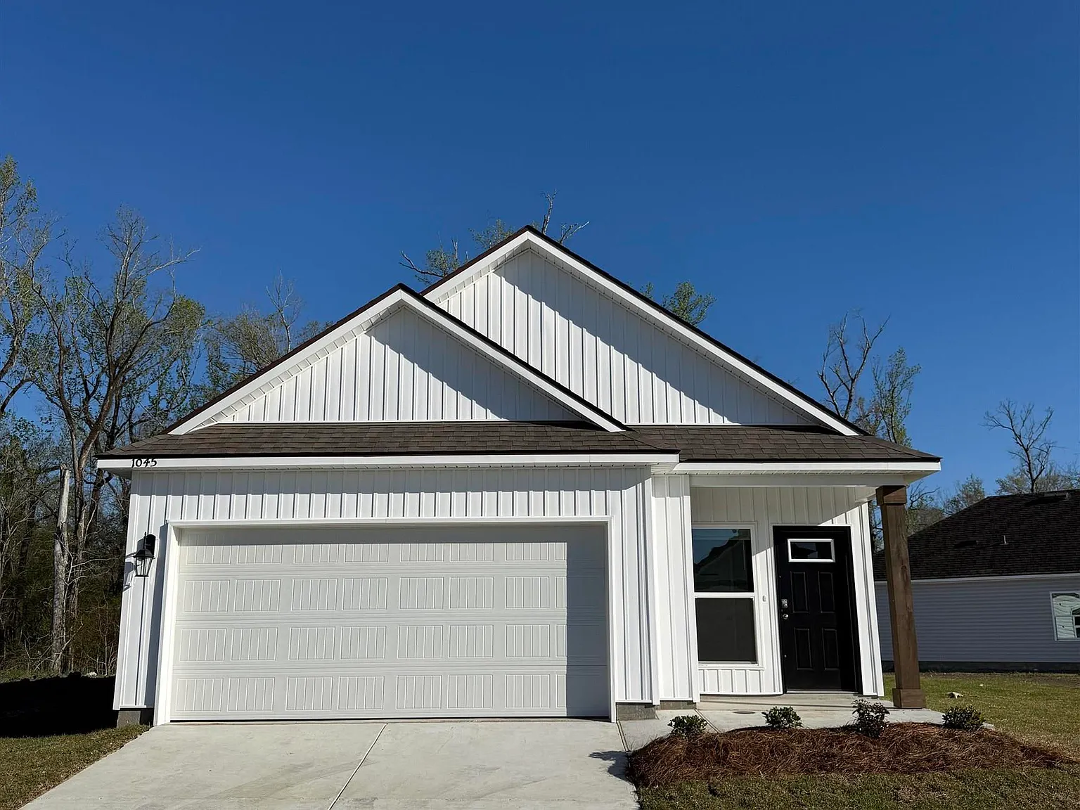 4 bed, 1610 sqft, $2,600 — Photo 1
