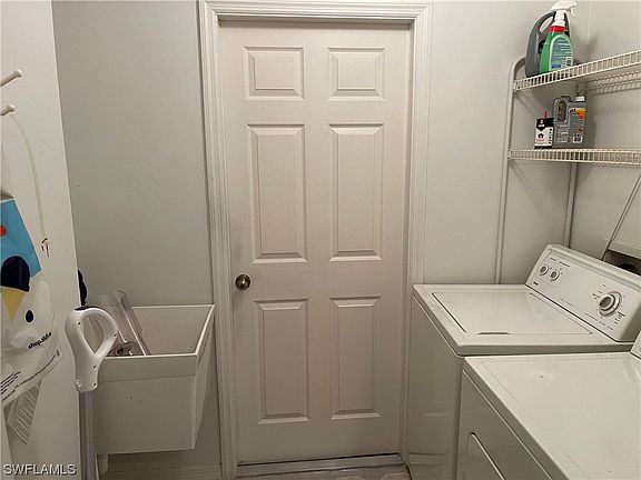 5th image of 1706 SE 10th St