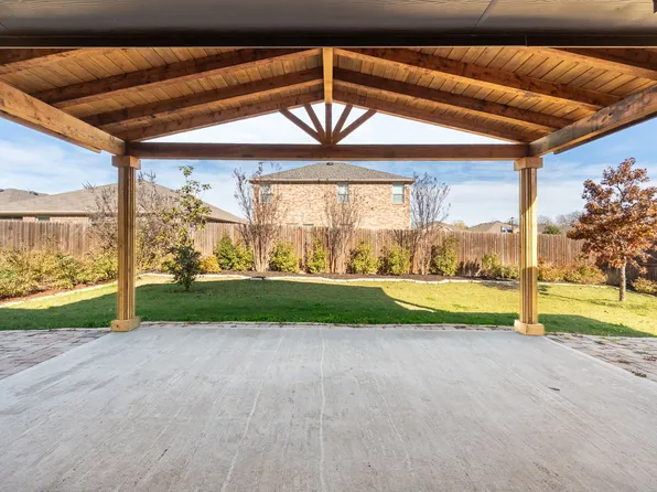 2101 Brisbon St, Fate, TX 75189