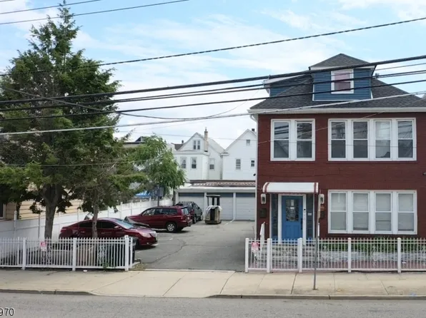 127 Ackerman Ave, Clifton City, NJ 07011