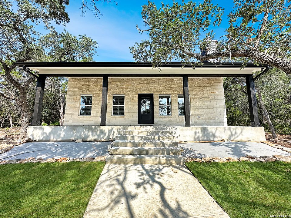 1st image of 197 SPRING MOUNTAIN DR