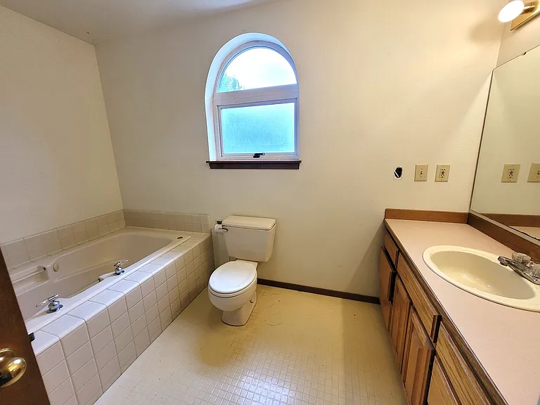 3320 Allen Ave — Photo 15