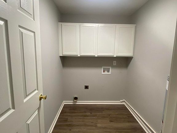 5th image of 406 Miller Cir