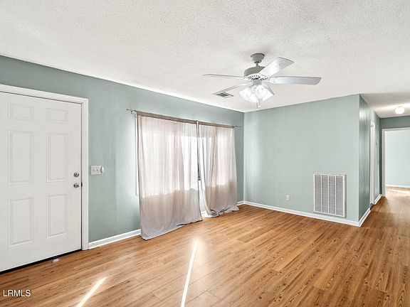 5th image of 2813 4th St