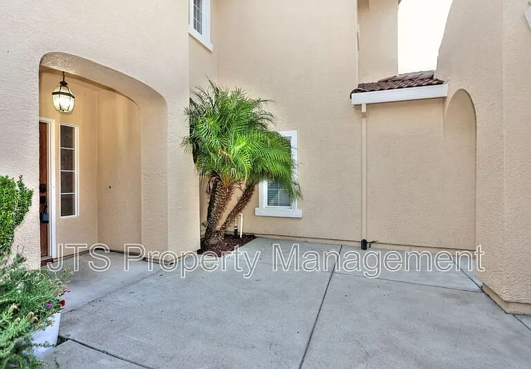 2040 San Esteban Cir — Photo 90