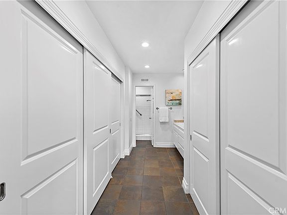 5th image of 2768 Hillview Dr #17