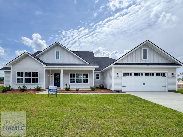983 Stone Ct, Midway, GA 31320