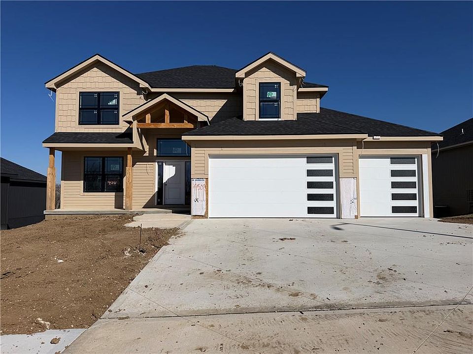 1st image of 4508 NE 86th Ter