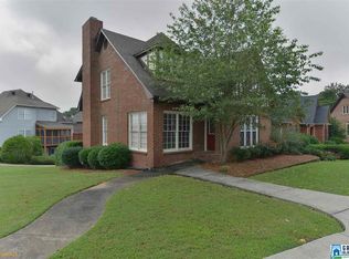 521 Meadow Ridge Cir, Birmingham, AL 35242