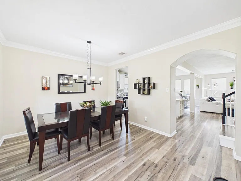 9426 Russeff Field Ln — Photo 4