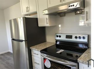 3795 39th Ave #D, Oakland, CA 94619