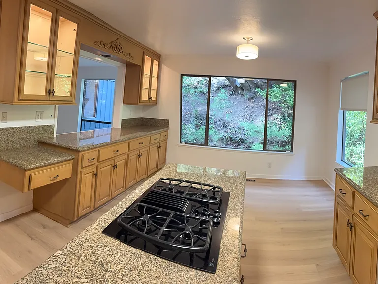1270 Hayne Rd — Photo 9