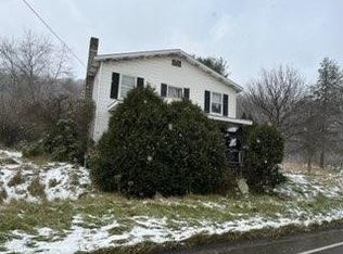703 E Main St, Reynoldsville, PA 15715