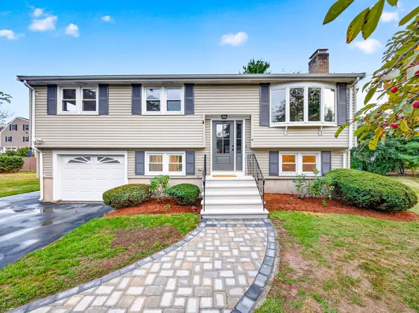 9 Valerie Ave, Billerica, MA 01821