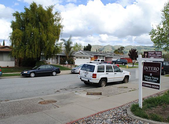 2nd image of 2330 Pentland Way