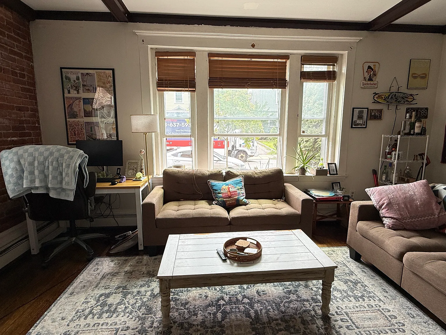 2 bed, 800 sqft, $2,700 — Photo 2