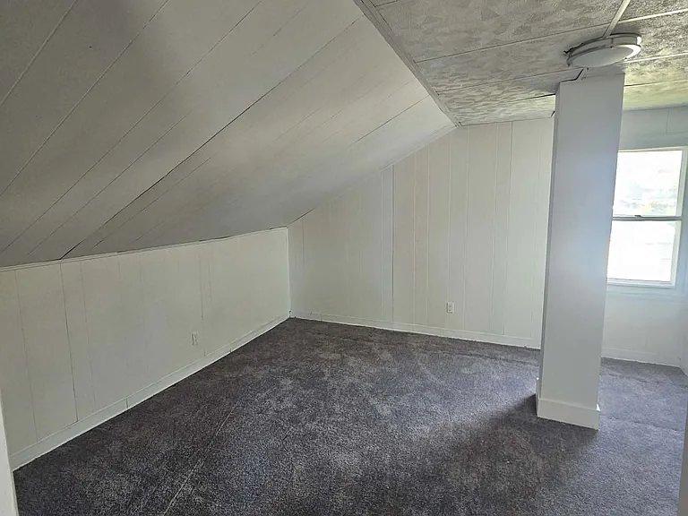 11205 Glenboro Dr — Photo 9