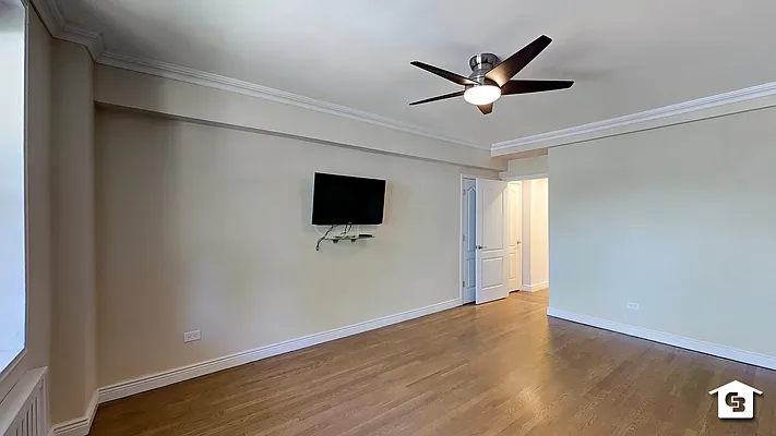 Sold by Coldwell Banker Reliable Real Estate | media 9