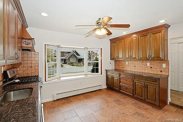 48 Link Ln — Photo 4