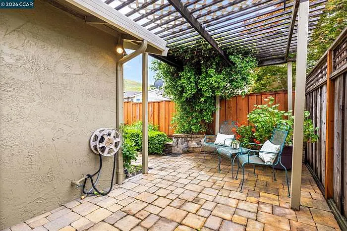 2095 Robb Rd — Photo 18