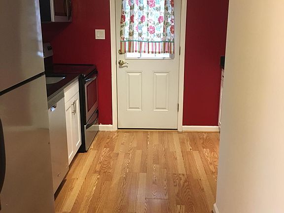 Second level entrance from back