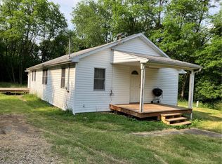 113 Filer Ln, Butler, PA 16001