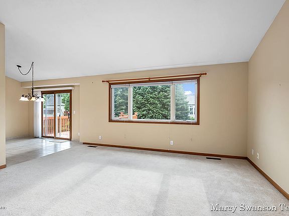 4th image of 3844 Bent Pine Dr