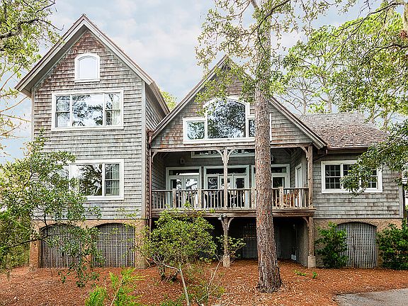 2nd image of 8 Club Cottage Ln