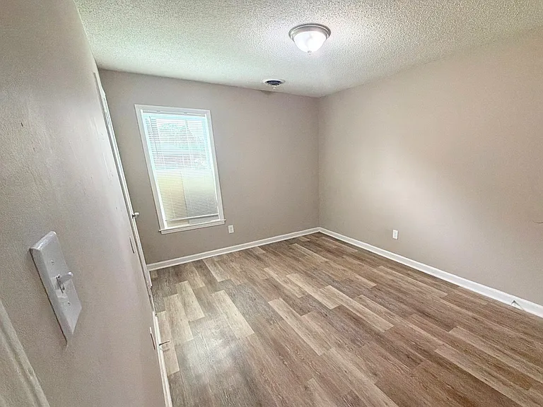 4066 Berrywood Ave — Photo 12