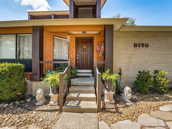 2nd image of 8250 Timber Grand