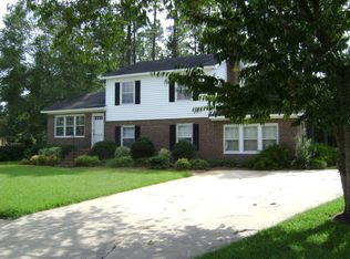 910 Lynn Dr, Kinston, NC 28504