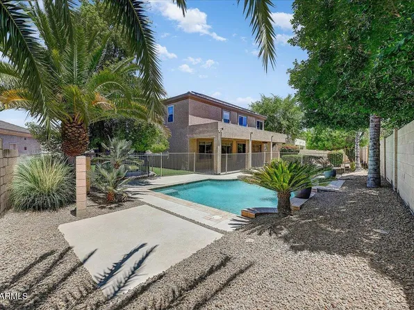 13633 W ALVARADO Drive, Goodyear, AZ 85395