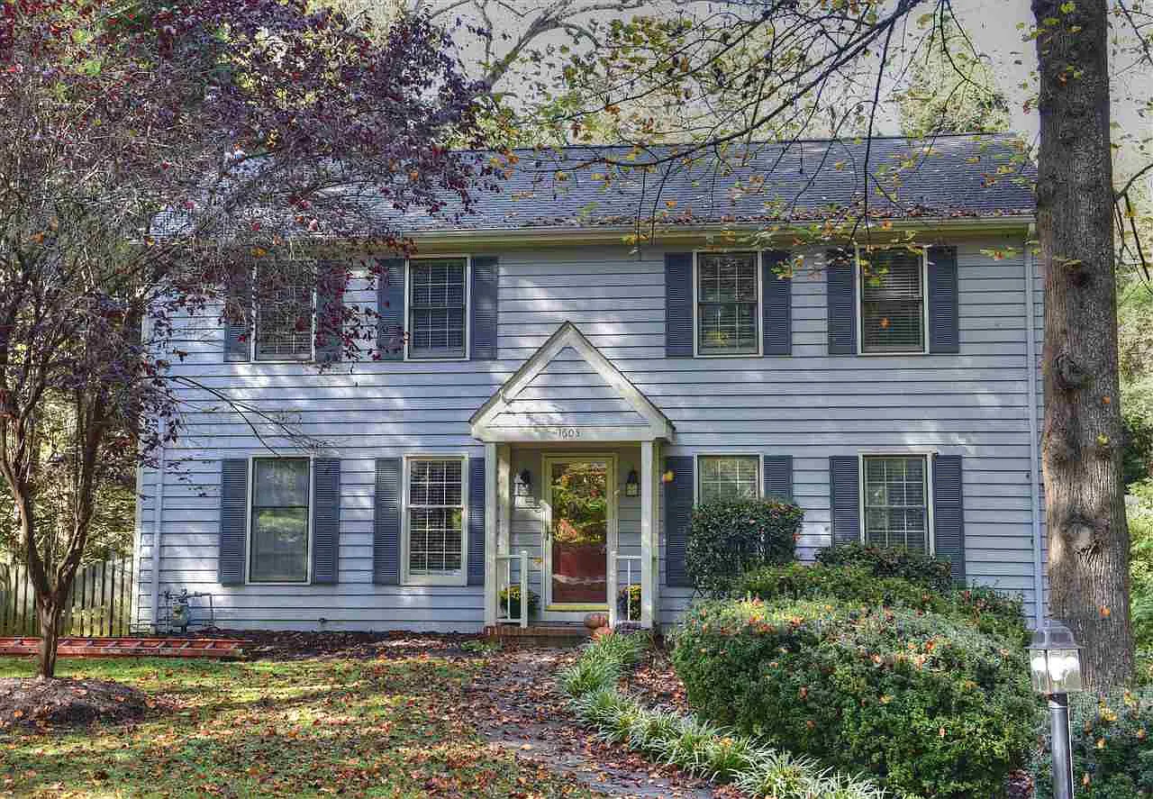 1603 Yorktown Dr photo 1