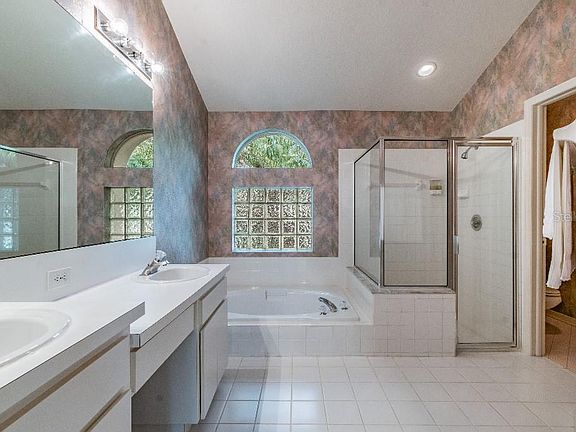 5th image of 12408 Bristol Commons Cir