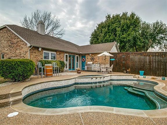 2nd image of 330 Ashley Dr