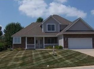 5122 SW Pelican Point, Lees Summit, MO 64082