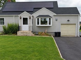 1103 Elm Ter, Rahway, NJ 07065