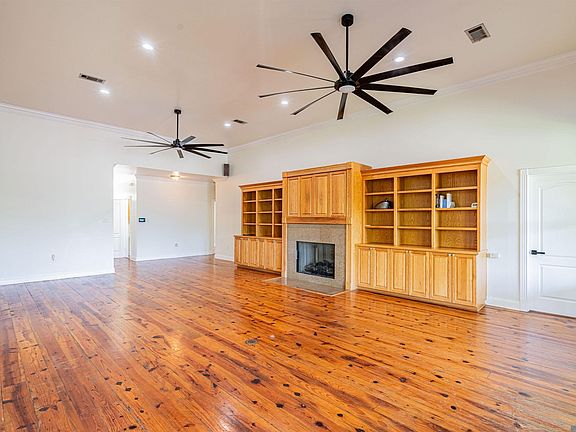 5th image of 13152 Bayou Terrace Dr