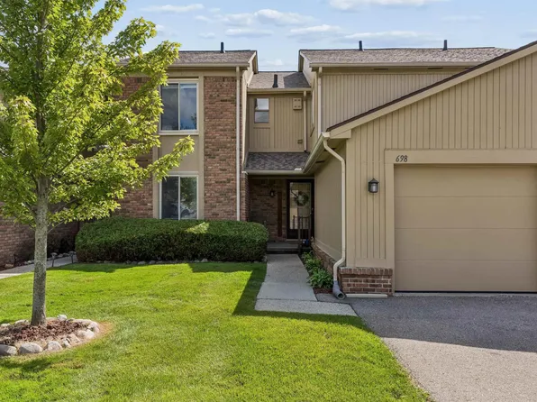 698 Tennyson, Rochester, MI 48307