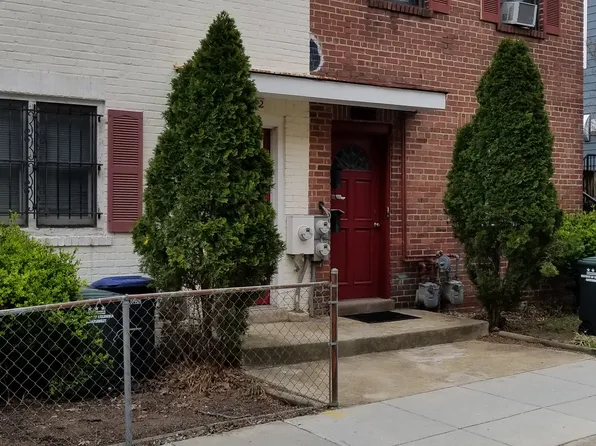 2542 9th St NW, Washington, DC 20001
