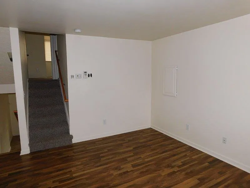 Building Photo - 1327 Fair Ave #1