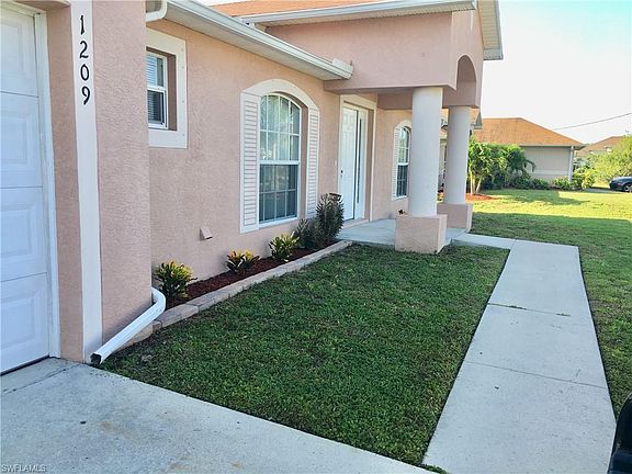 3rd image of 1209 NW 14th Pl