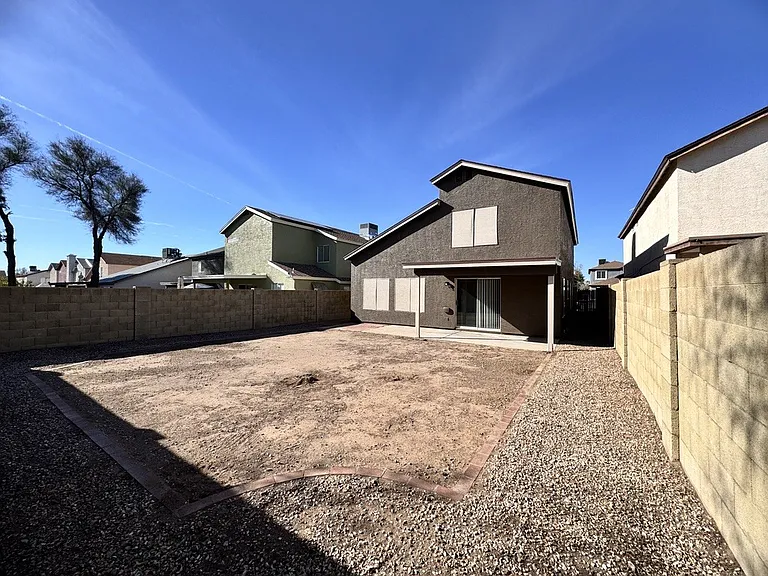 10453 N 76th Dr — Photo 36